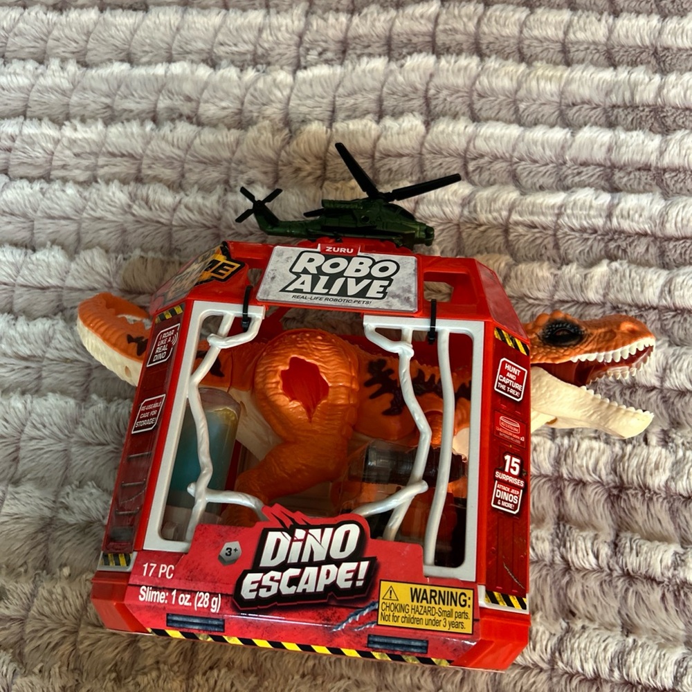 Robo Alive Dino Escape, Robotic Light Up, Vehicles with Firing Weapons